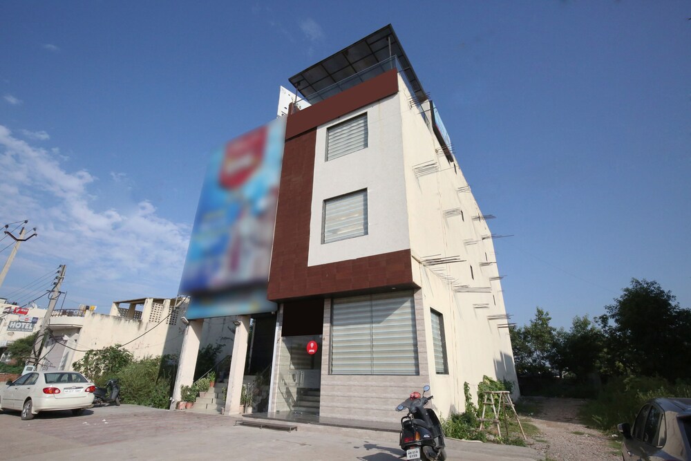 OYO 8277 Tricity Relax Inn in Panchkula, India