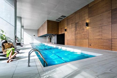 Complete Host Manhattan Apartments — 4-Star Luxury Hotel in Melbourne, Australia