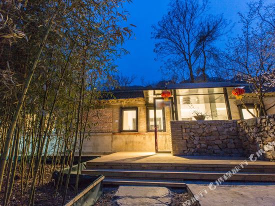 Mamahuade Shanpo Xiaoyuan - carbon neutral hotel in Baoding