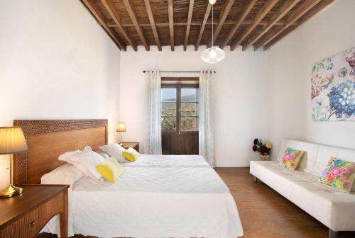 Villa Esperanza — 4-Star Luxury Hotel in Lomo De Arico, Spain