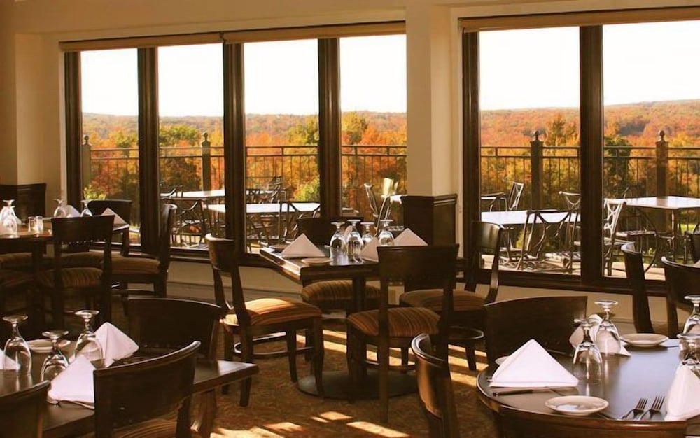 Split Rock Resort - photo 47