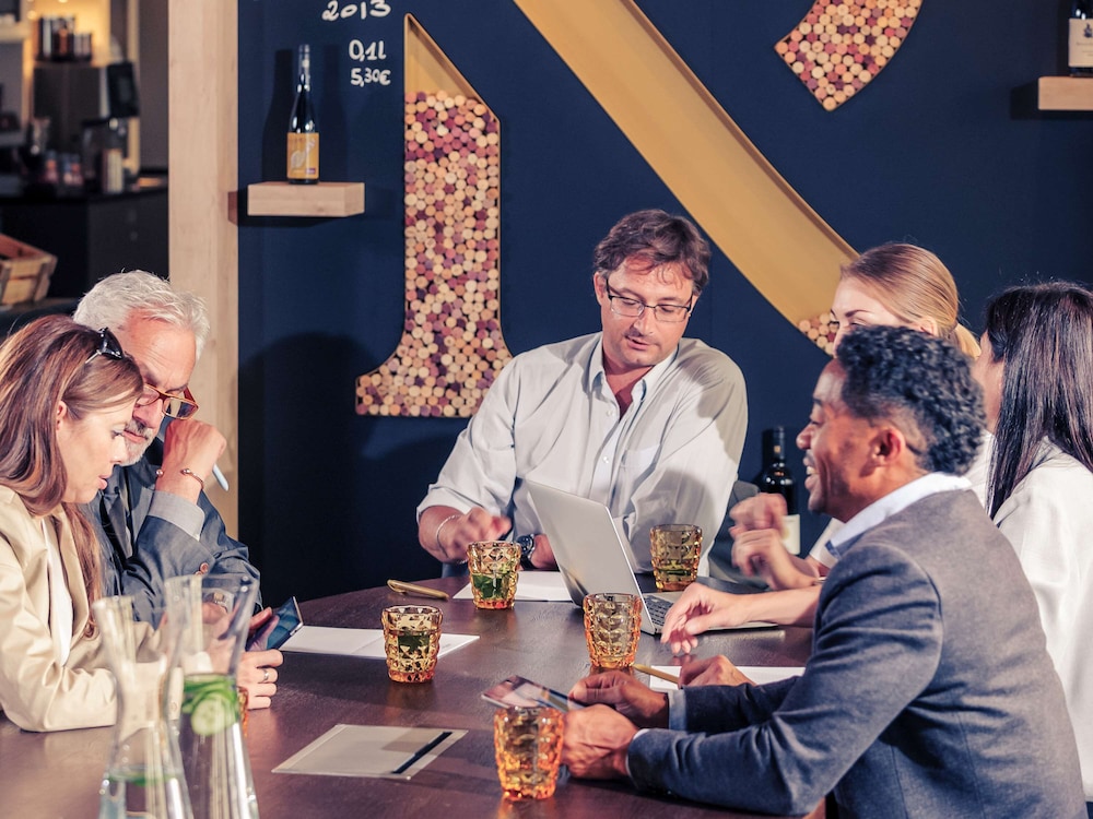 מזון ומשקאות