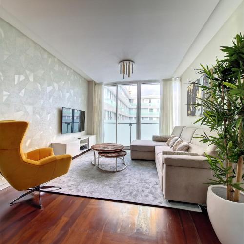 Upscale Apartment by LovelyStay — 4-Star Luxury Hotel in Funchal, Portugal