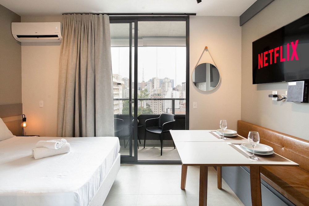 Studios Sampa Locação Temporada Rua Frei Caneca — 4-Star Luxury Hotel in Sao Paulo, Brasil