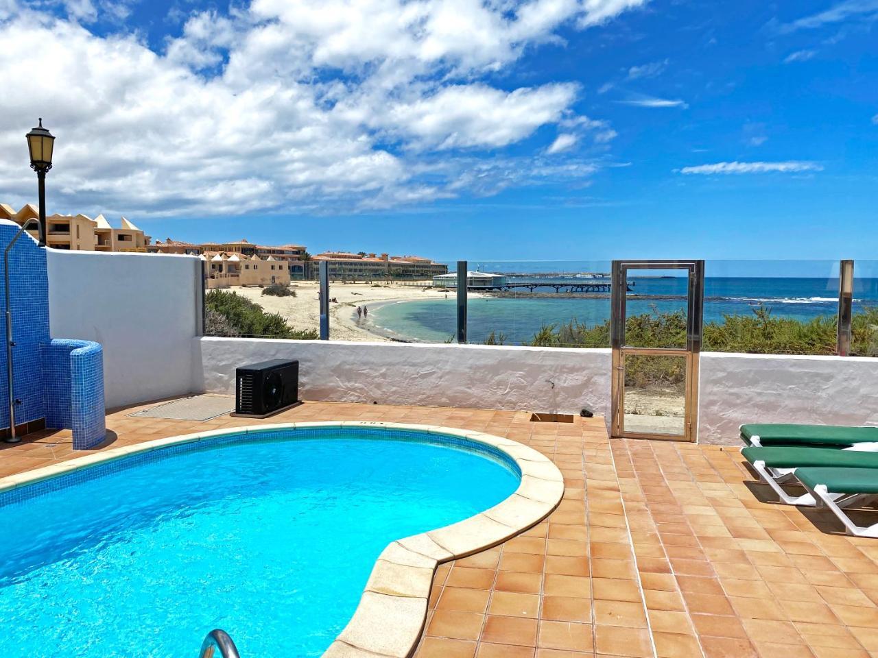 Villa Miranda Los Remos — 4-Star Luxury Hotel in Corralejo, Spain