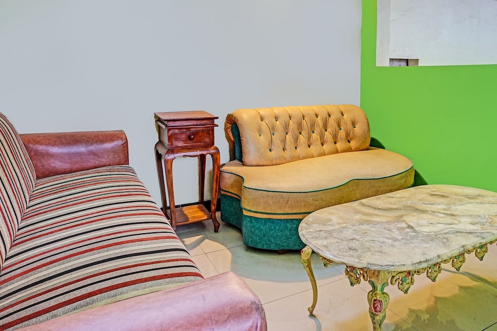 OYO 91599 Penginapan Mutiara Madiun in Madiun, Indonesia