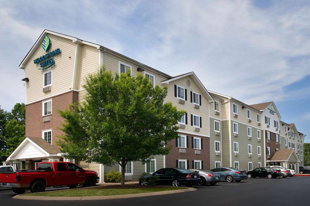 WoodSpring Suites Murfreesboro - photo 2