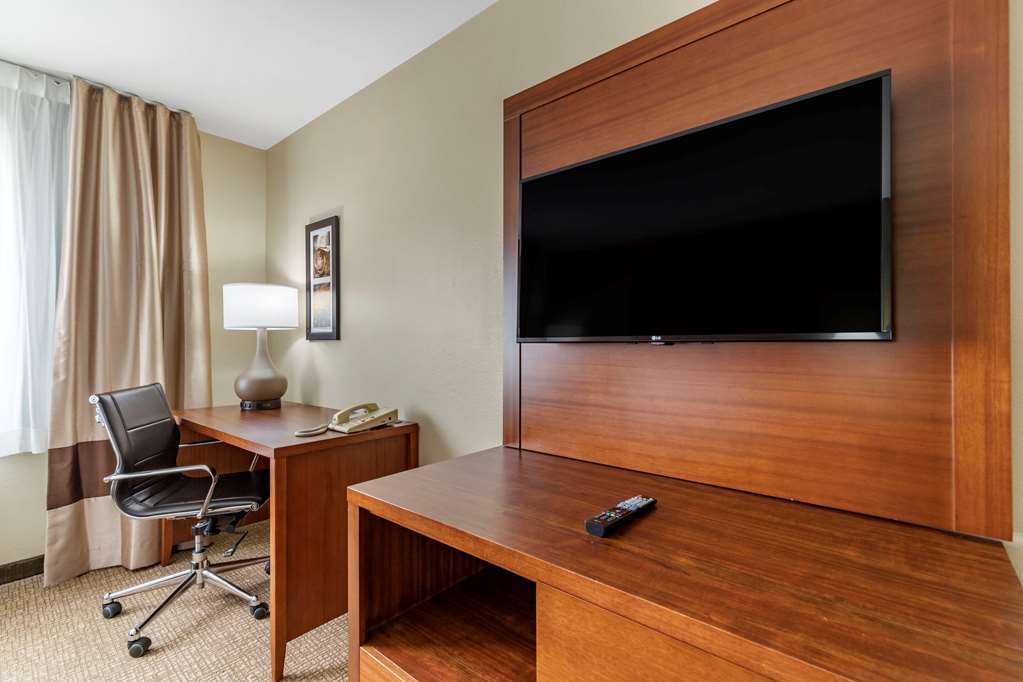Comfort Inn & Suites Texas Hill Country - photo 14