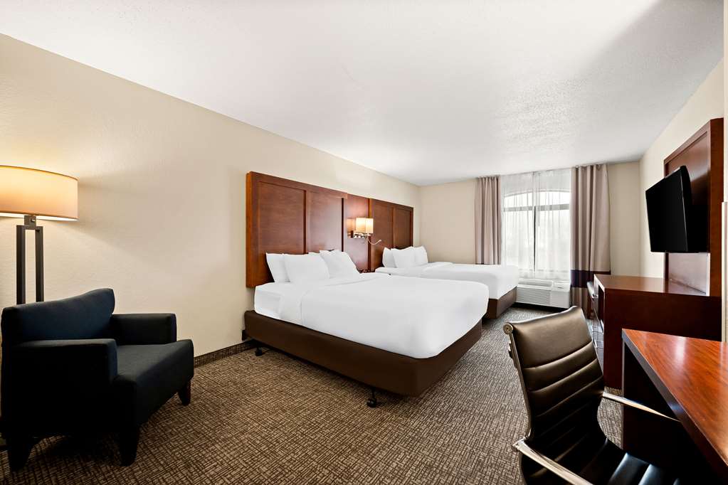 Comfort Inn & Suites Decatur Forsyth - photo 11