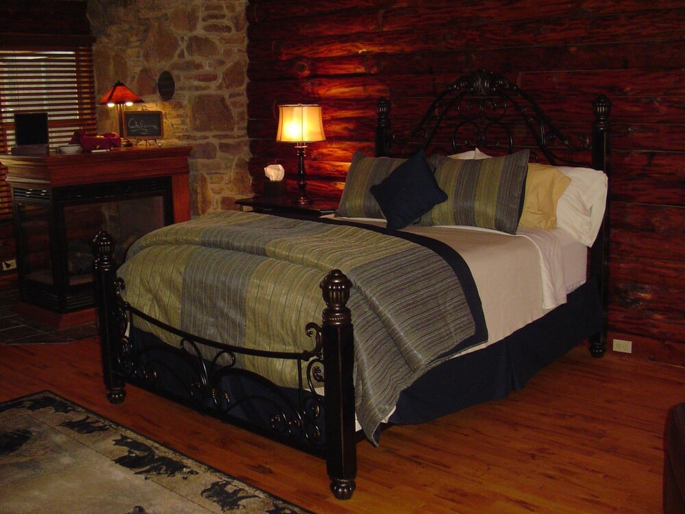 Bear Lodges & 131 Main Street - photo 29