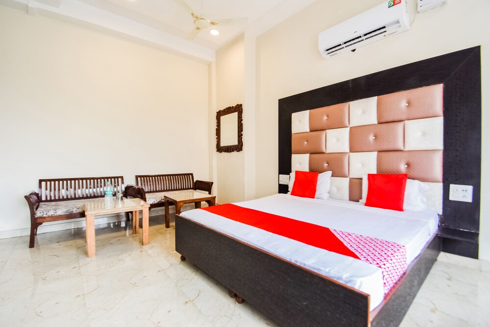 OYO 47859 Uttam Residency in Patiala, India