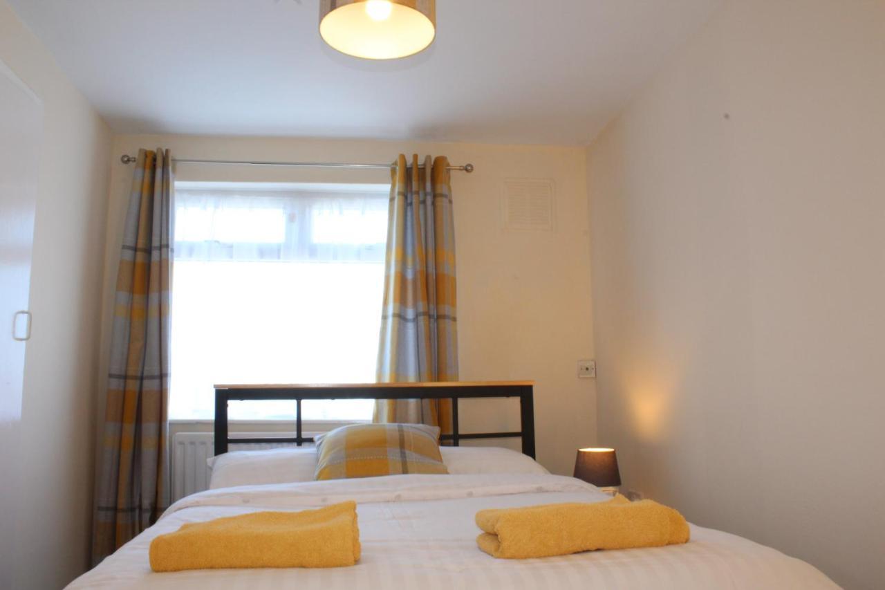 Sunny South Shields House — 4-Star Luxury Hotel in Jarrow, United Kingdom