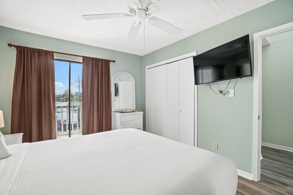 Sailfish Townhomes by Panhandle Getaways - photo 8