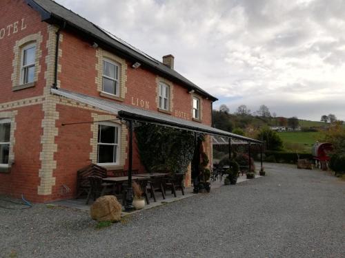 Lion Hotel — hotel in Llandrindod Wells