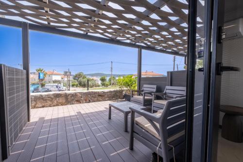 Select Cunda Guest House Sea View Room with Private Veranda in Cunda Island — 4-Star Luxury Hotel in Ayvalik, Turkey