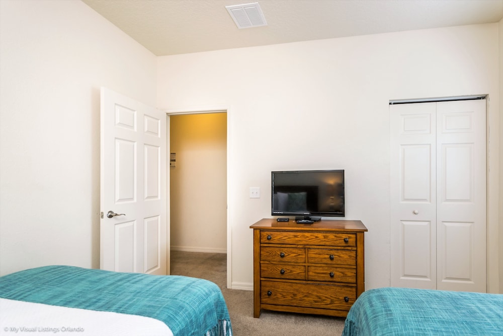 3 Bedrooms2 Bathrooms Lucaya Village 20 107 - photo 7