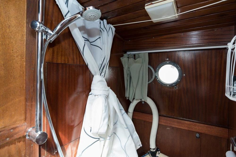 Motor Yacht Almaz — Amsterdam — photo 4