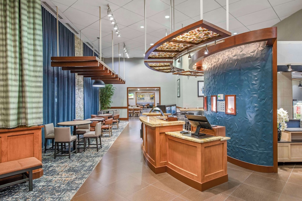 Hyatt Place Riverside Downtown - photo 2