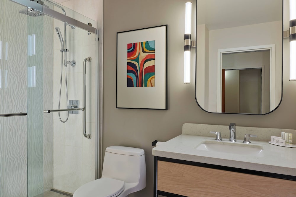Courtyard by Marriott Denver Downtown - photo 36