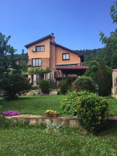 Davidkov Holiday Home — 4-Star Luxury Hotel in Shipka, Bulgaria