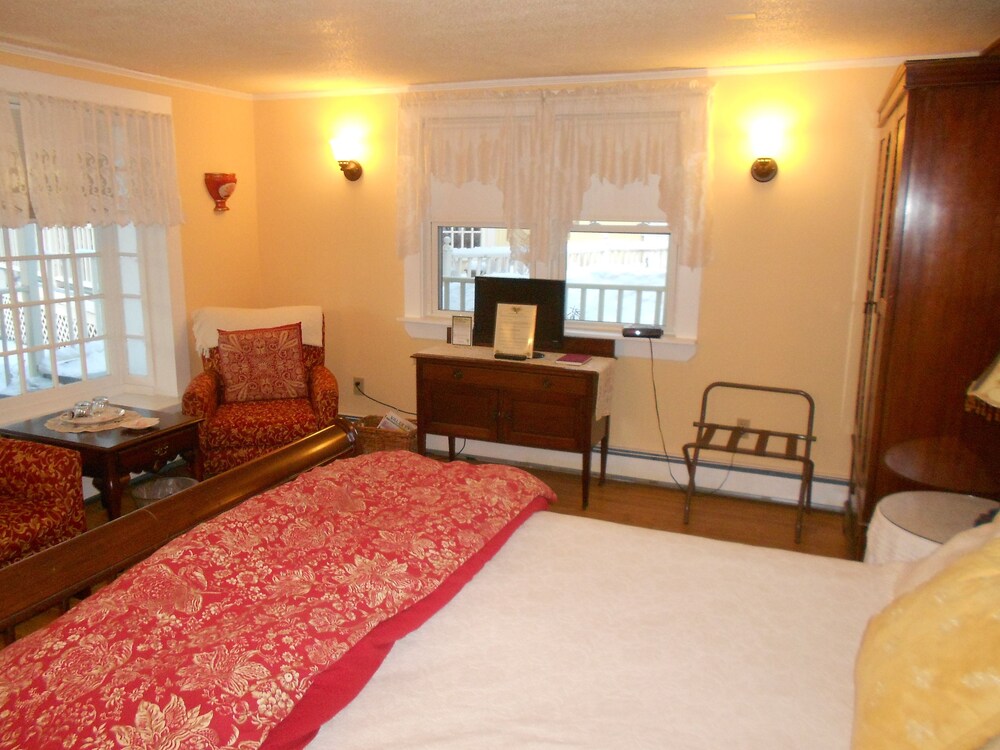 Eastman Inn - photo 5