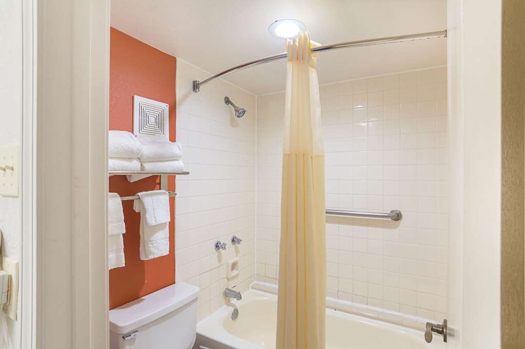 Quality Inn Amarillo East - photo 16