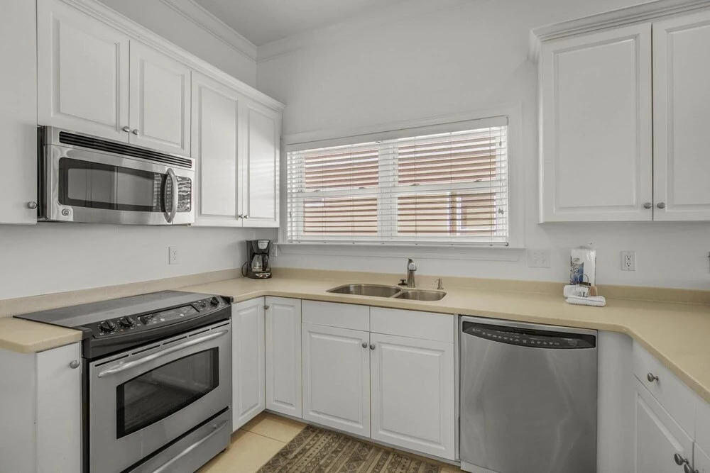 Large Waterfront Duplex in Gulf Shores Pet Friend - photo 21