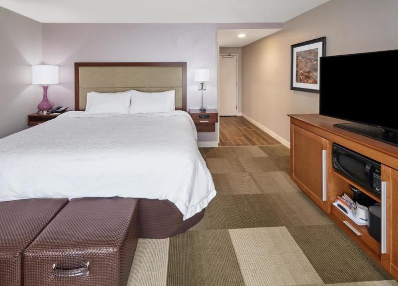 Hampton Inn Fond du Lac - photo 5