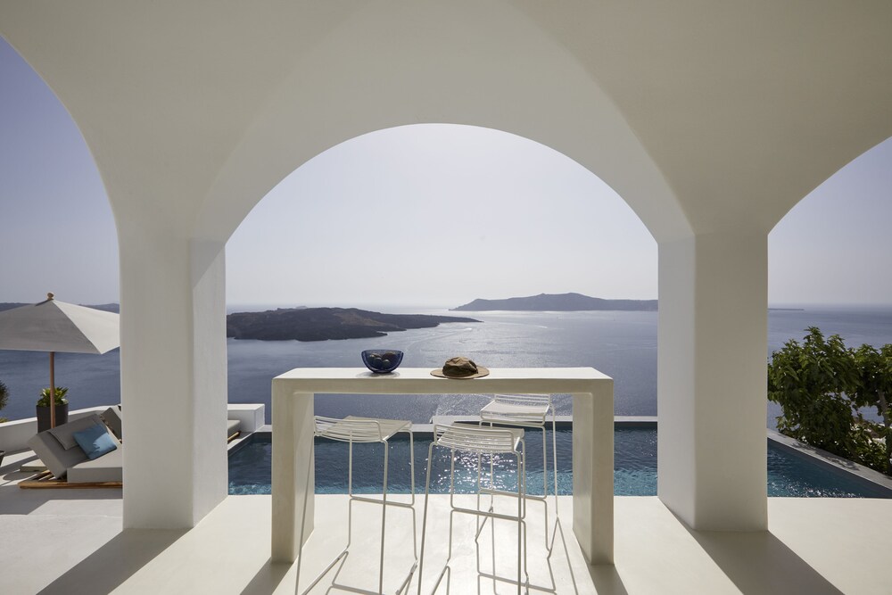 Inspire Santorini Luxury Villas — 4-Star Luxury Hotel in Fira, Greece