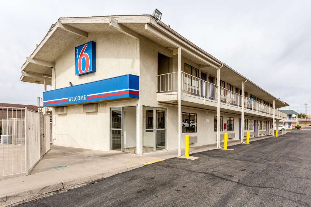 Motel 6 Albuquerque NM Northeast - featured photo