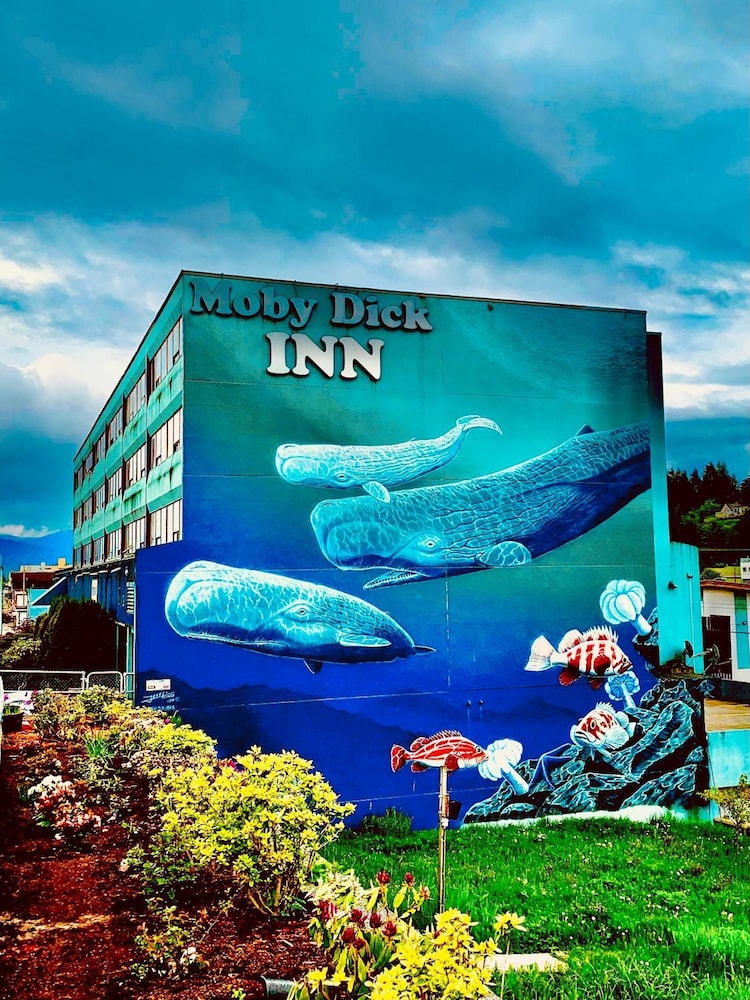 Moby Dick Inn