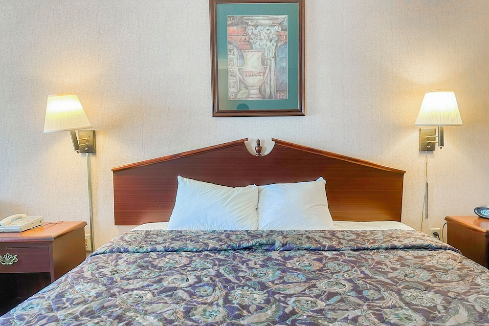 Oyo Hotel East Macon I 75 - photo 4