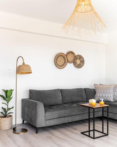 Bantry Bay Pearl Luxury Apt with Ocean Views