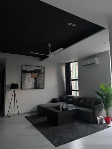 Luxor Apartment & Suites Residence 62 — 4-Star Luxury Hotel in Lahore, Pakistan