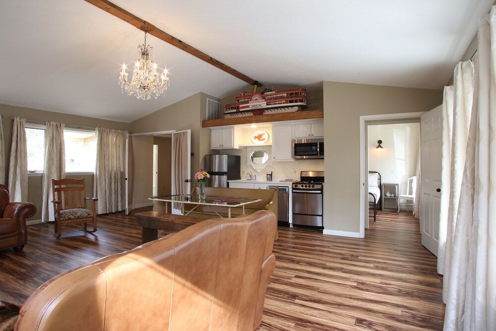 Tower House Inn - photo 12