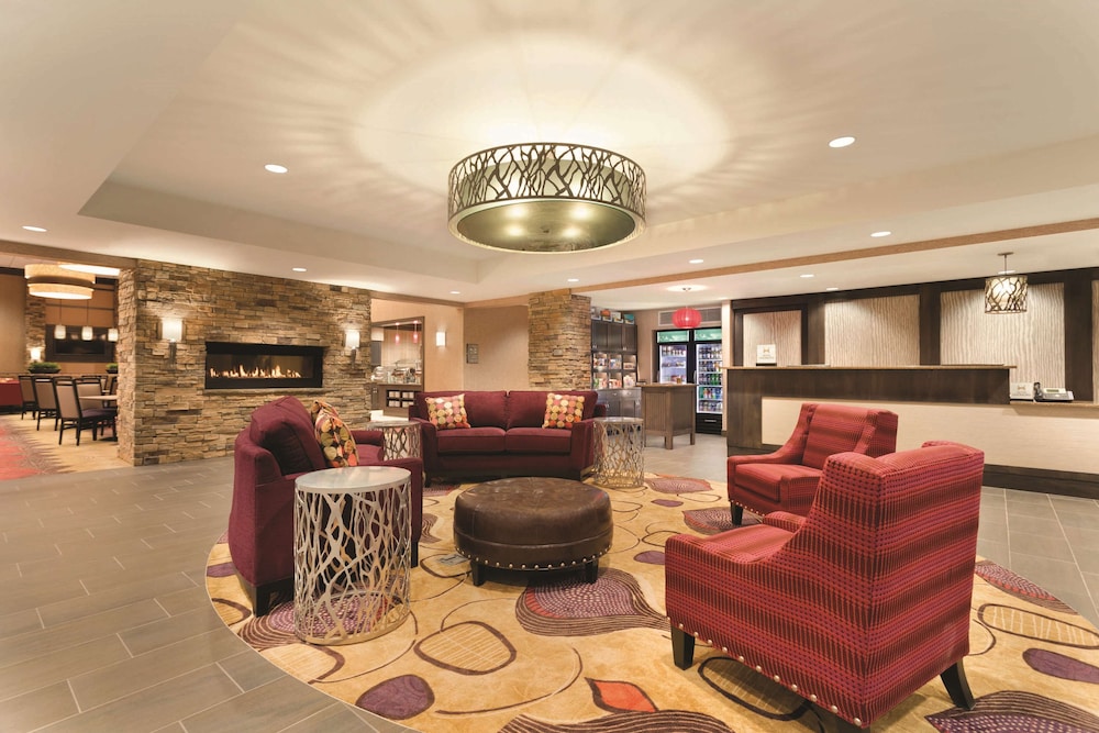 Homewood Suites by Hilton West Des Moines SW Mall Area - photo 2
