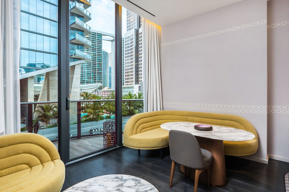 Suites at SLS Lux Brickell managed by CE - photo 10