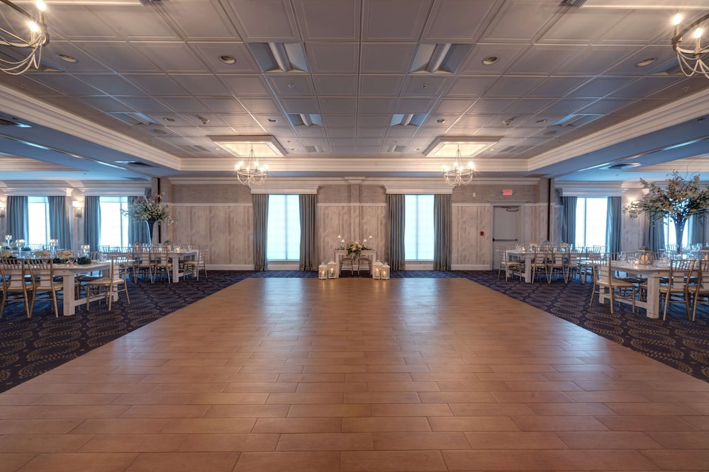 Hilton Garden Inn Hamilton - photo 53