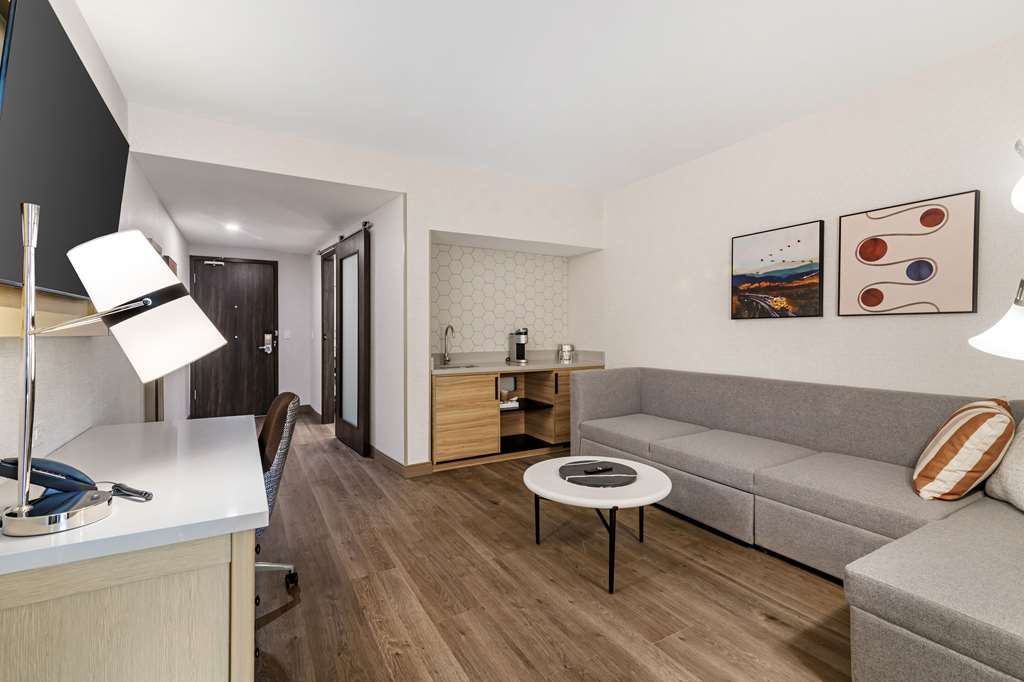 Cambria Hotel North Conway - photo 38