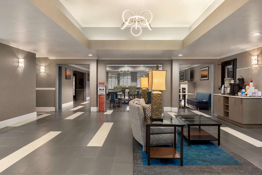 La Quinta Inn & Suites by Wyndham Dublin - photo 7