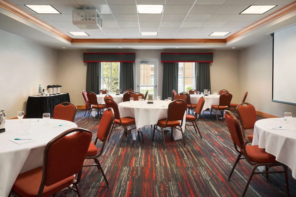 Homewood Suites by Hilton Madison West - photo 32