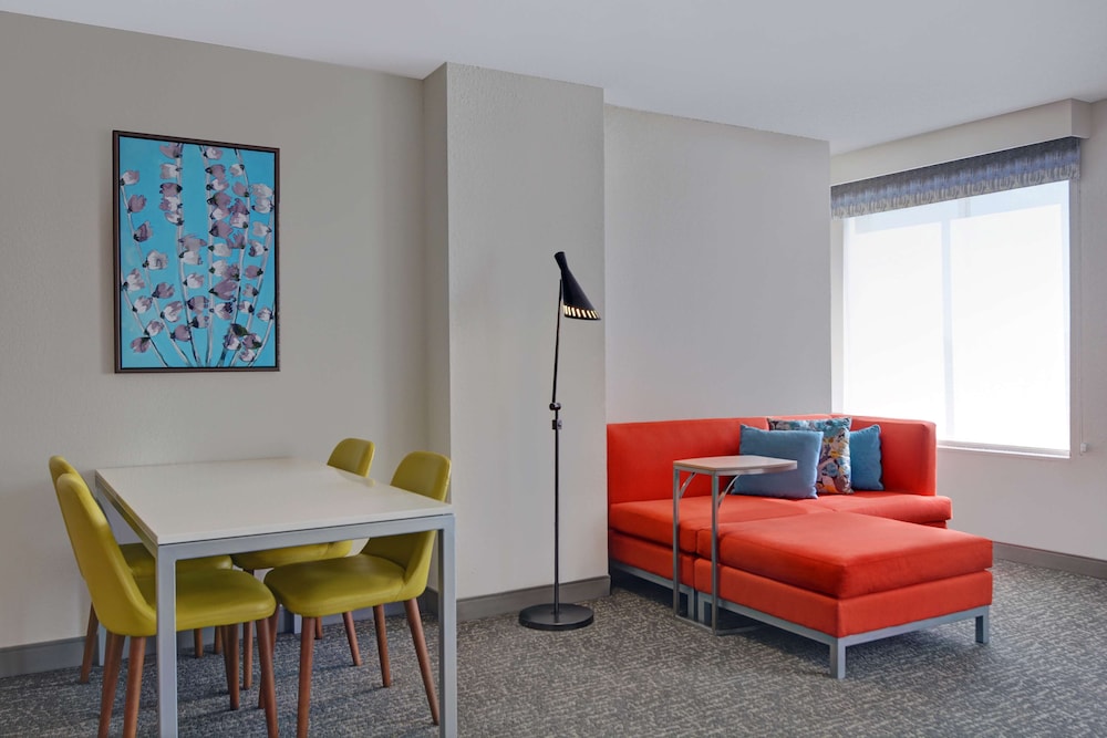 Hilton Garden Inn Jacksonville JTB Deerwood Park - photo 26