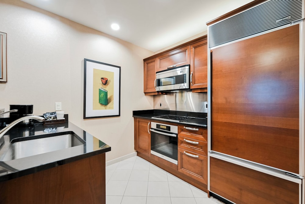 StripViewSuites at Signature - photo 99