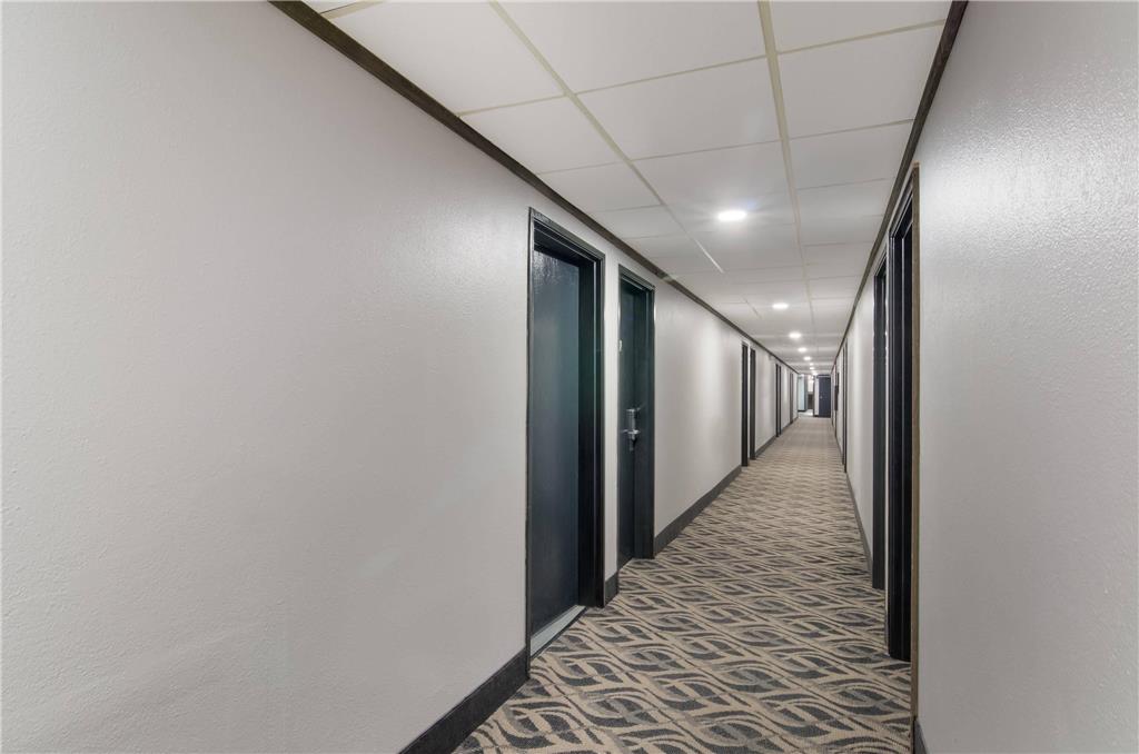 Econo Lodge Scottsbluff NE - photo 4