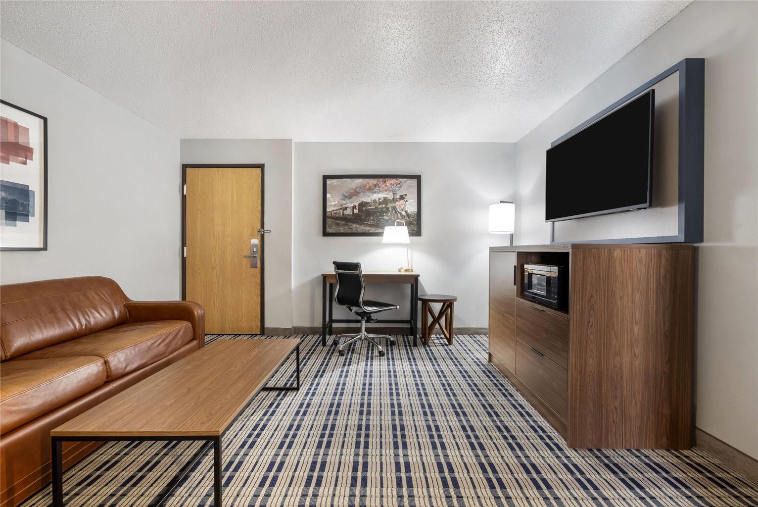 AmericInn by Wyndham Aberdeen Event Center - photo 31