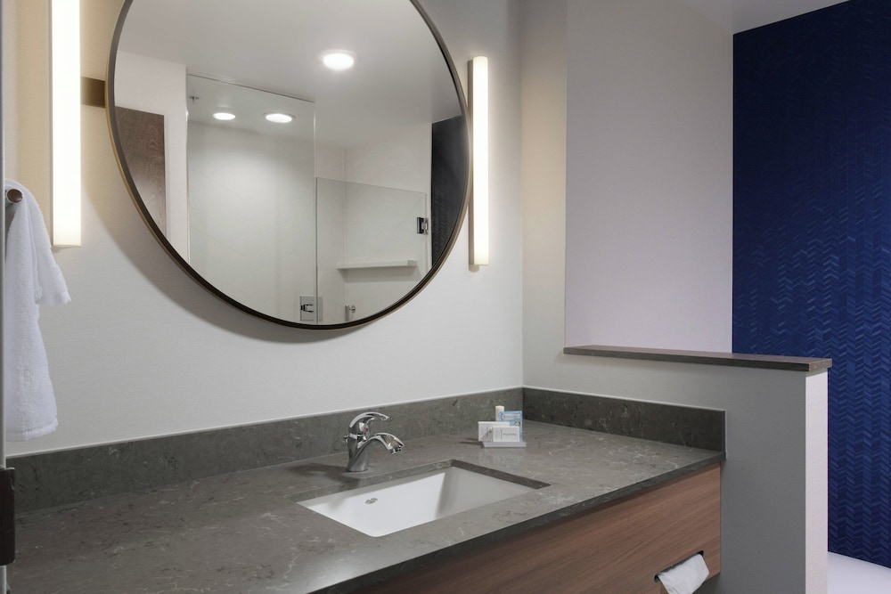 Fairfield Inn & Suites by Marriott El Dorado - photo 9