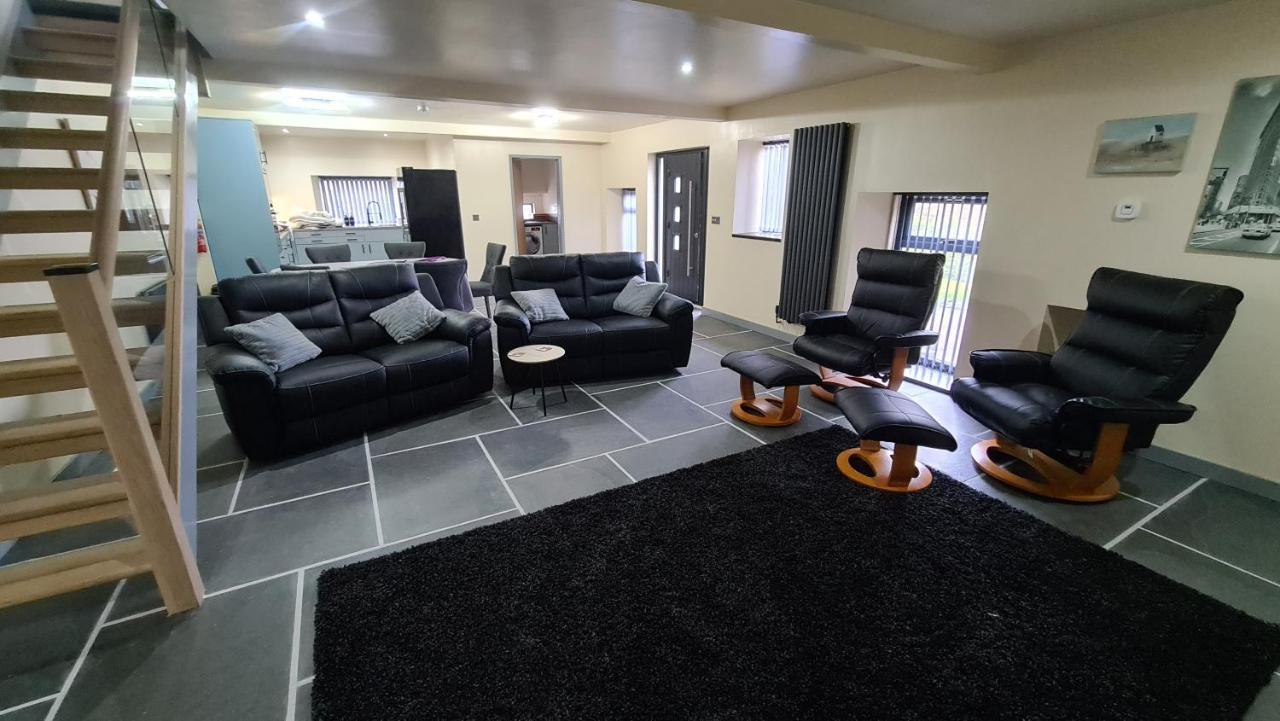 Barn near Colne with Hot Tub — 4-Star Luxury Hotel in Colne, United Kingdom