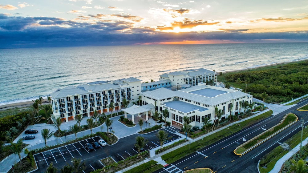 Hutchinson Shores Resort & Spa - photo 45