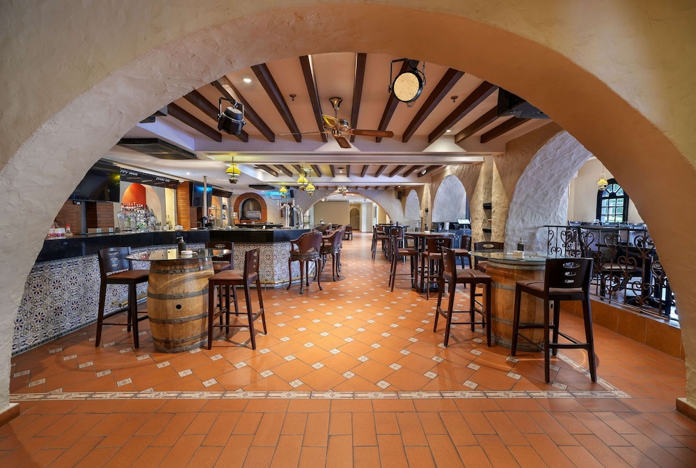 מזון ומשקאות