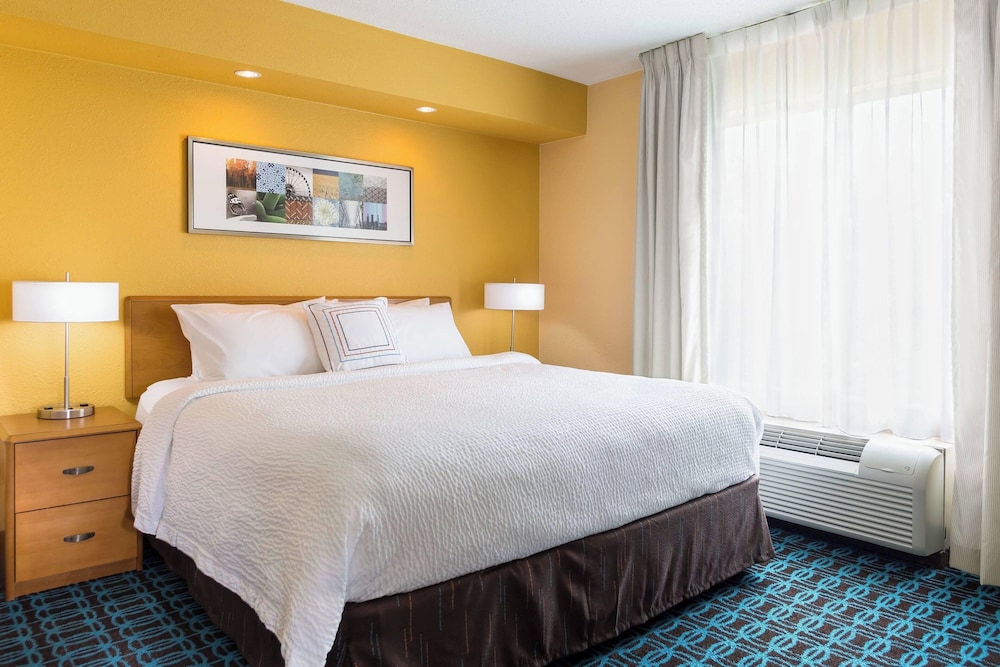 Fairfield Inn and Suites by Marriott Valparaiso - photo 8